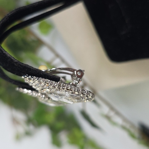 Silver Statement Glam Rhinestone Clip On Earrings - Picture 4 of 7
